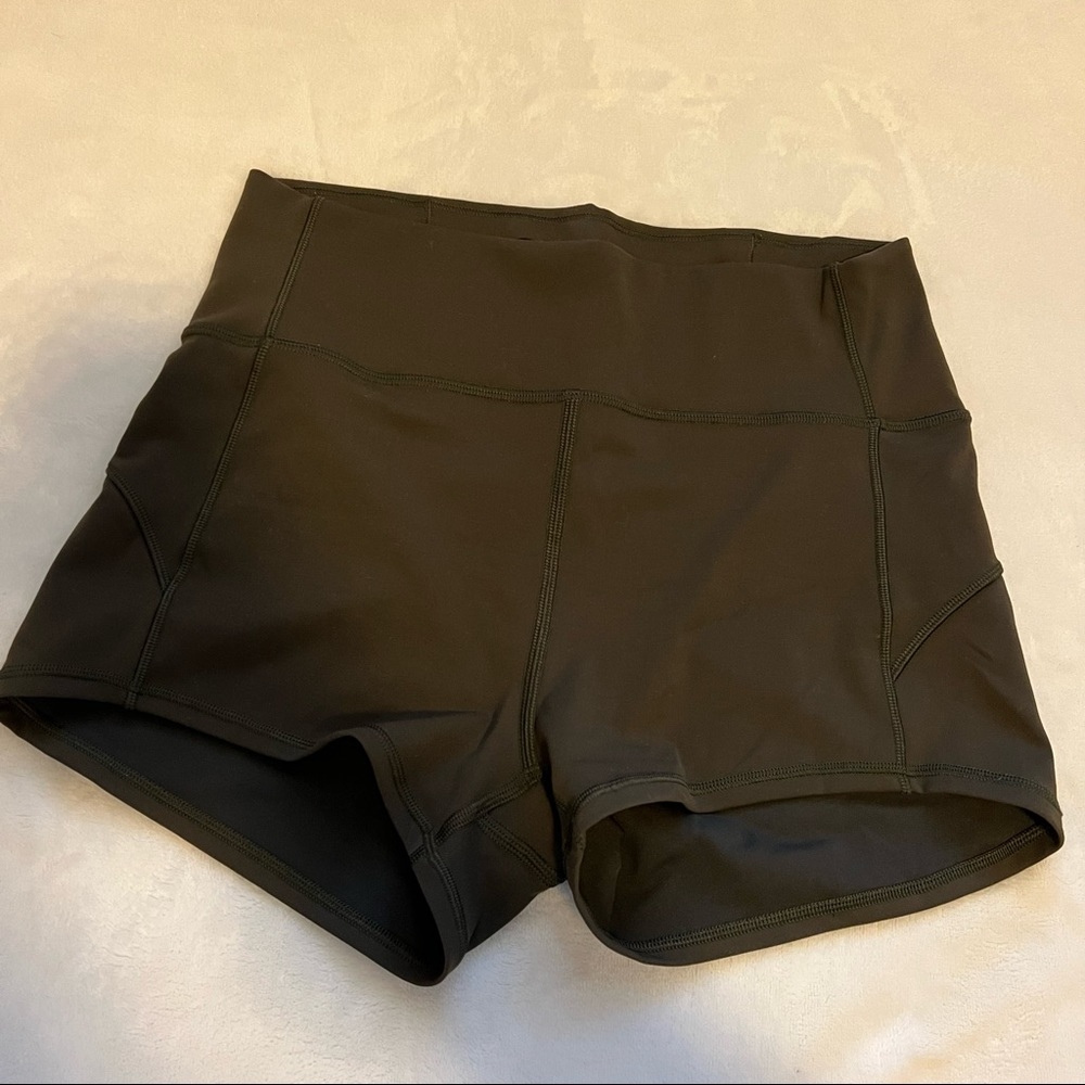 Lululemon In Movement shorts
